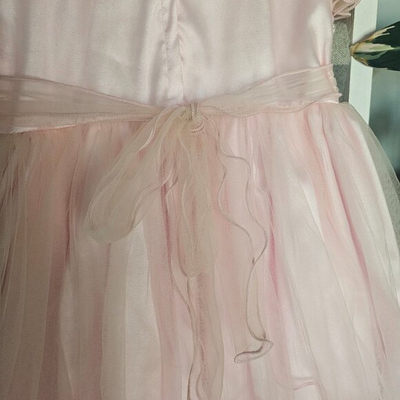 Girls Pink Formal Dress | 4T | Ruffle Tulle Skirt & Beaded Flower Details - Picture 6 of 6
